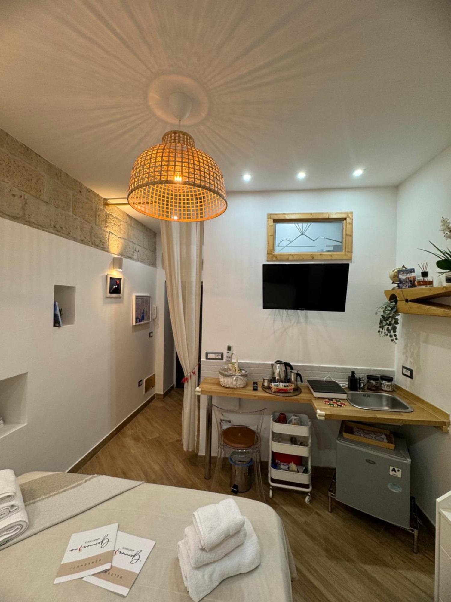 Casa Gennarino Apartment เนเปิลส์ ภายนอก รูปภาพ