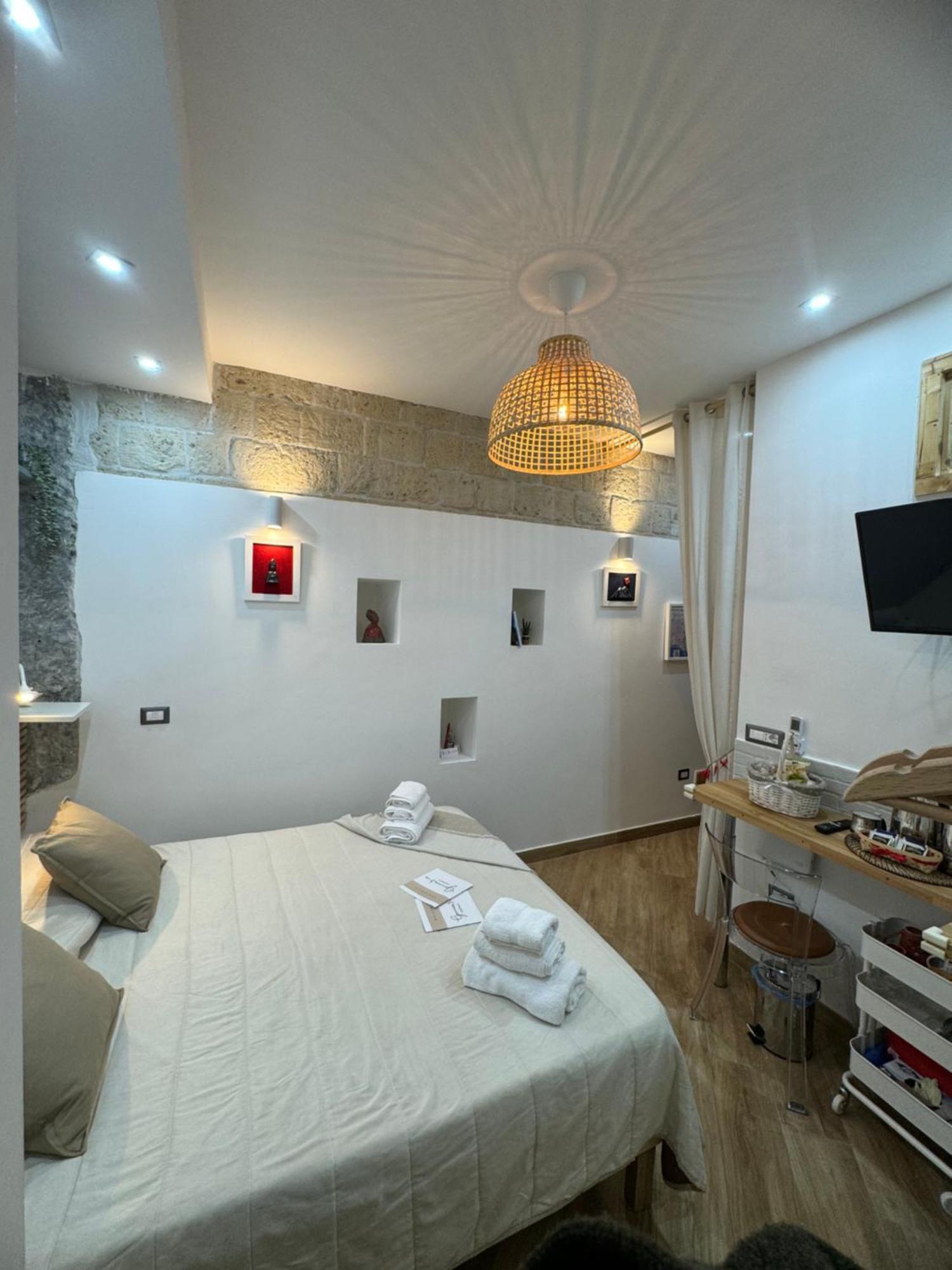 Casa Gennarino Apartment เนเปิลส์ ภายนอก รูปภาพ
